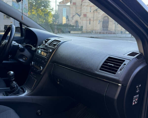 Черный Тойота Авенсис, объемом двигателя 1.8 л и пробегом 193 тыс. км за 9199 $, фото 57 на Automoto.ua