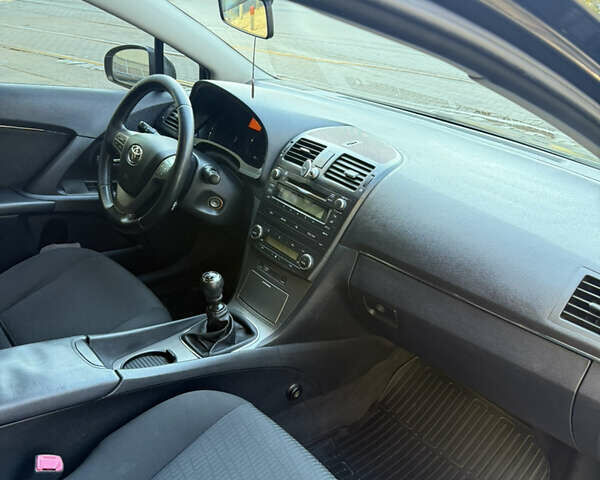 Черный Тойота Авенсис, объемом двигателя 1.8 л и пробегом 193 тыс. км за 9199 $, фото 56 на Automoto.ua