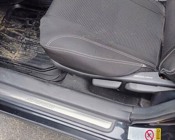 Черный Тойота Авенсис, объемом двигателя 1.8 л и пробегом 256 тыс. км за 7999 $, фото 18 на Automoto.ua