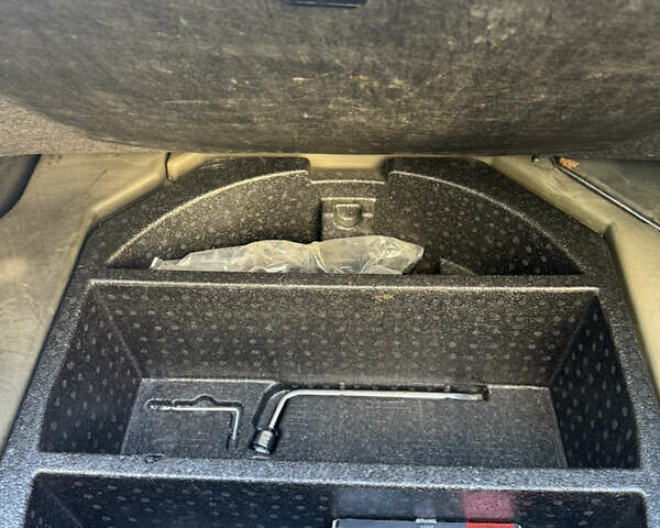 Черный Тойота Авенсис, объемом двигателя 1.8 л и пробегом 193 тыс. км за 9199 $, фото 72 на Automoto.ua