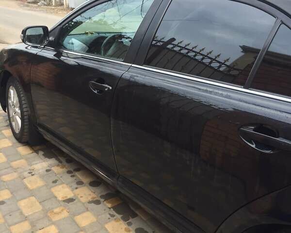 Черный Тойота Авенсис, объемом двигателя 1.8 л и пробегом 260 тыс. км за 7500 $, фото 5 на Automoto.ua