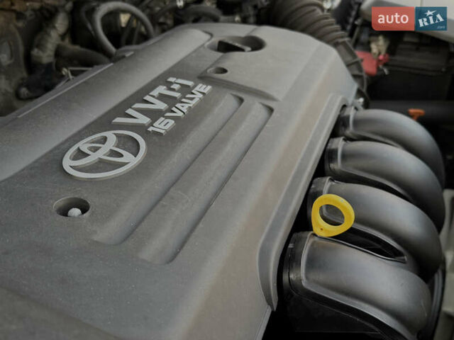 Черный Тойота Авенсис, объемом двигателя 1.8 л и пробегом 98 тыс. км за 10300 $, фото 84 на Automoto.ua