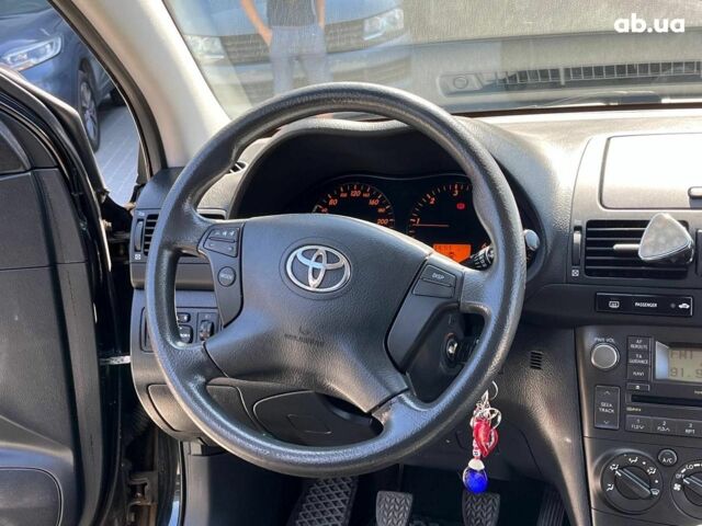 Чорний Тойота Авенсіс, об'ємом двигуна 2 л та пробігом 330 тис. км за 7690 $, фото 18 на Automoto.ua