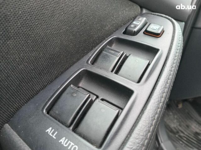 Черный Тойота Авенсис, объемом двигателя 1.8 л и пробегом 297 тыс. км за 7490 $, фото 11 на Automoto.ua