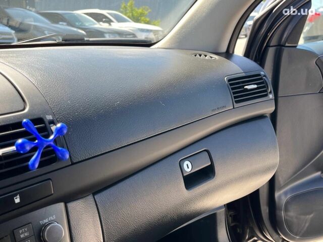 Чорний Тойота Авенсіс, об'ємом двигуна 2 л та пробігом 330 тис. км за 7690 $, фото 24 на Automoto.ua