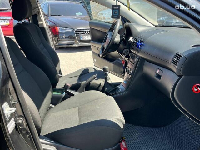 Чорний Тойота Авенсіс, об'ємом двигуна 2 л та пробігом 330 тис. км за 7690 $, фото 14 на Automoto.ua