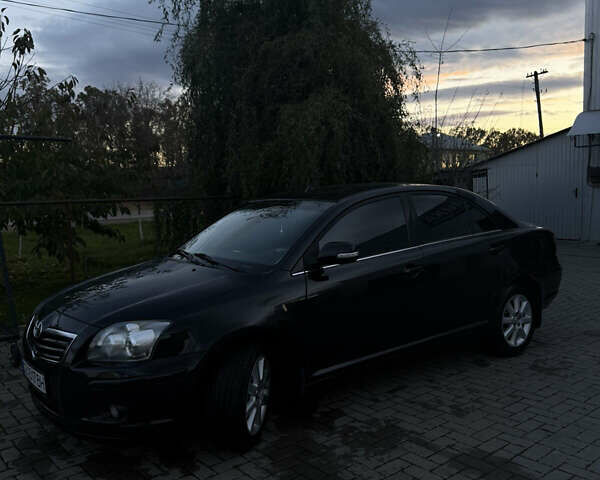 Черный Тойота Авенсис, объемом двигателя 1.79 л и пробегом 203 тыс. км за 7200 $, фото 3 на Automoto.ua