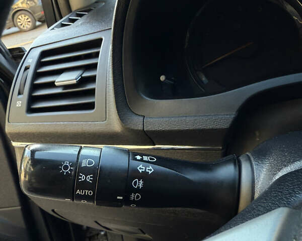 Черный Тойота Авенсис, объемом двигателя 1.8 л и пробегом 193 тыс. км за 9199 $, фото 45 на Automoto.ua