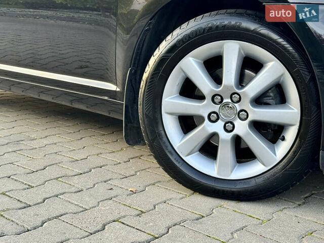 Черный Тойота Авенсис, объемом двигателя 1.8 л и пробегом 98 тыс. км за 10300 $, фото 33 на Automoto.ua