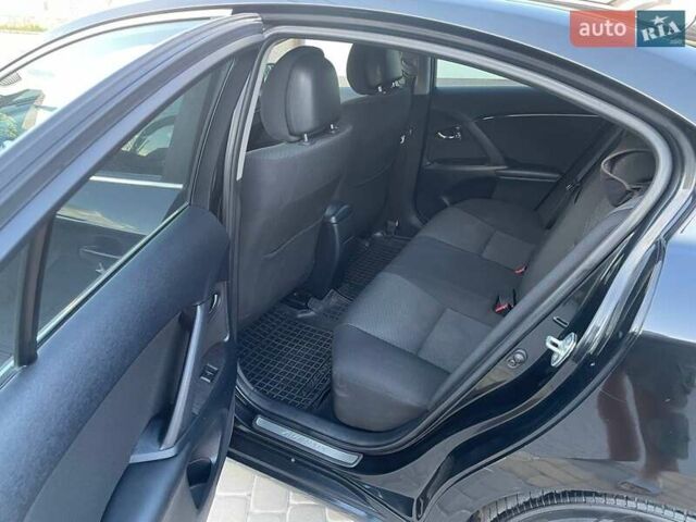 Черный Тойота Авенсис, объемом двигателя 2 л и пробегом 139 тыс. км за 7950 $, фото 20 на Automoto.ua