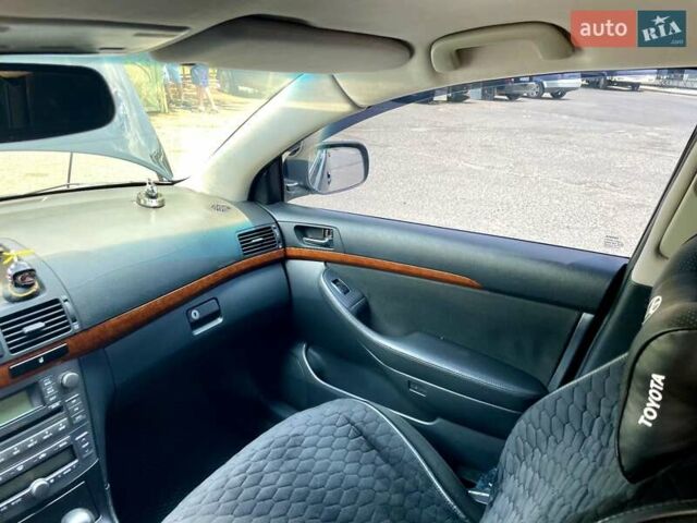 Черный Тойота Авенсис, объемом двигателя 1.8 л и пробегом 225 тыс. км за 6800 $, фото 16 на Automoto.ua