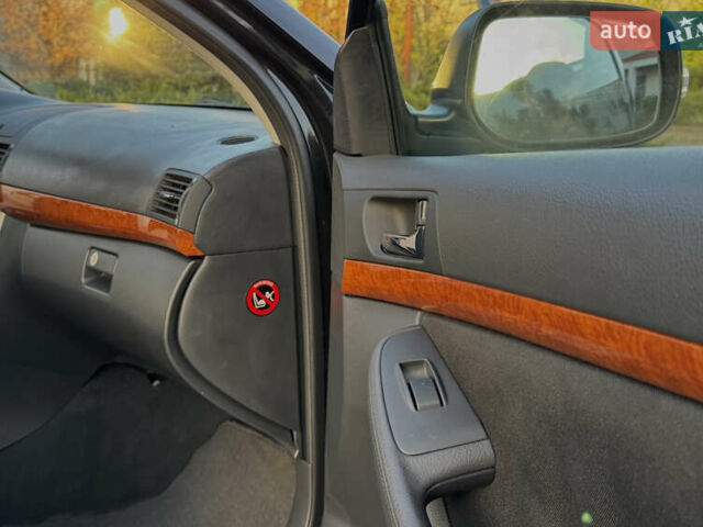 Черный Тойота Авенсис, объемом двигателя 1.8 л и пробегом 98 тыс. км за 10300 $, фото 62 на Automoto.ua