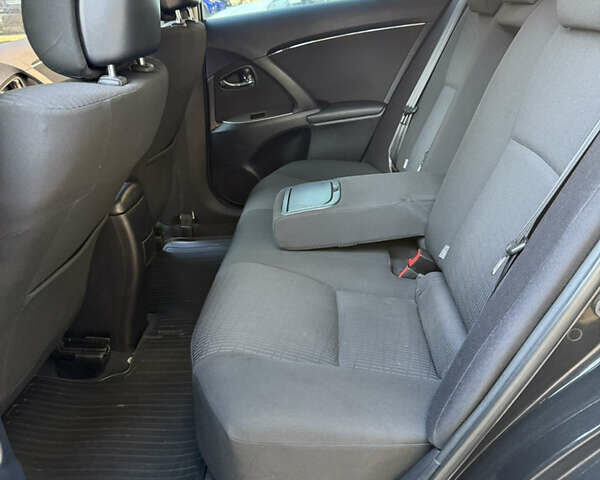 Черный Тойота Авенсис, объемом двигателя 1.8 л и пробегом 193 тыс. км за 9199 $, фото 69 на Automoto.ua