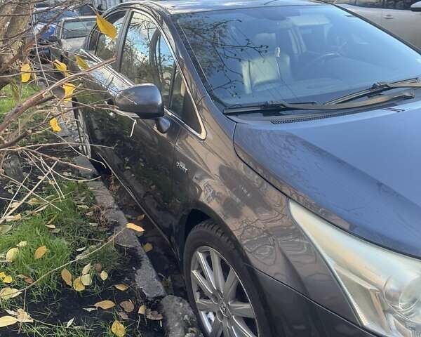 Черный Тойота Авенсис, объемом двигателя 2.2 л и пробегом 218 тыс. км за 9000 $, фото 23 на Automoto.ua