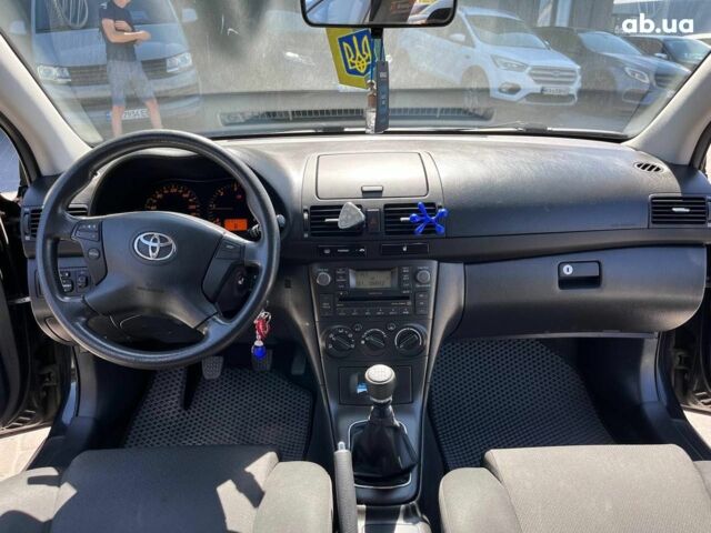 Чорний Тойота Авенсіс, об'ємом двигуна 2 л та пробігом 330 тис. км за 7690 $, фото 19 на Automoto.ua