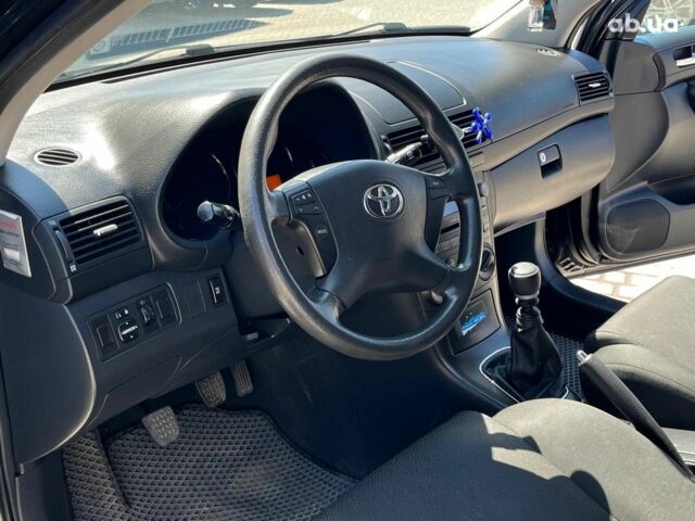 Чорний Тойота Авенсіс, об'ємом двигуна 2 л та пробігом 330 тис. км за 7690 $, фото 36 на Automoto.ua