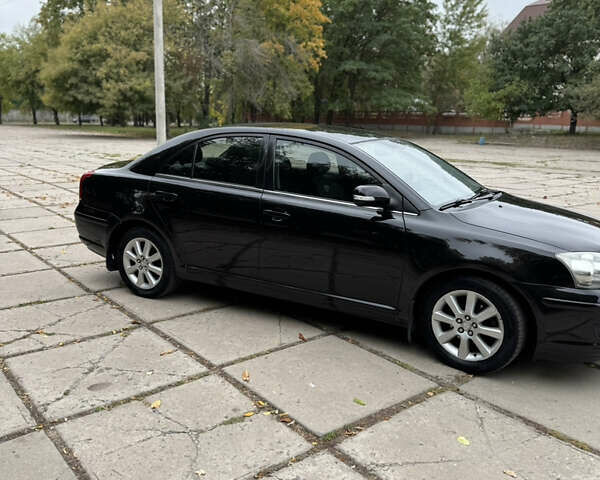 Черный Тойота Авенсис, объемом двигателя 1.8 л и пробегом 262 тыс. км за 6700 $, фото 3 на Automoto.ua