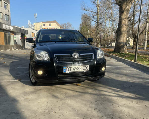 Черный Тойота Авенсис, объемом двигателя 1.79 л и пробегом 130 тыс. км за 7500 $, фото 1 на Automoto.ua
