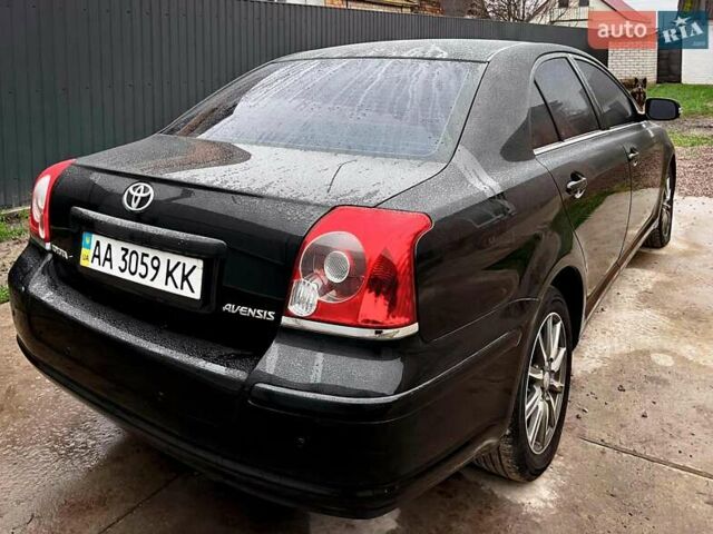 Черный Тойота Авенсис, объемом двигателя 1.8 л и пробегом 185 тыс. км за 8000 $, фото 2 на Automoto.ua
