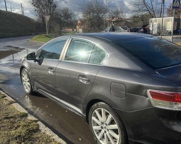 Черный Тойота Авенсис, объемом двигателя 2.2 л и пробегом 218 тыс. км за 9000 $, фото 13 на Automoto.ua