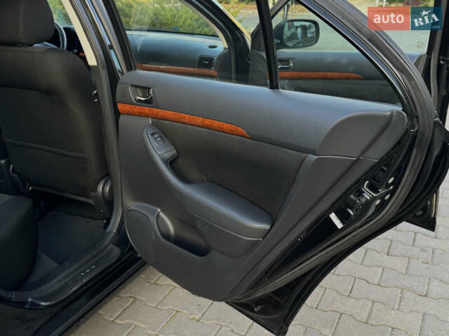 Черный Тойота Авенсис, объемом двигателя 1.8 л и пробегом 98 тыс. км за 10300 $, фото 57 на Automoto.ua
