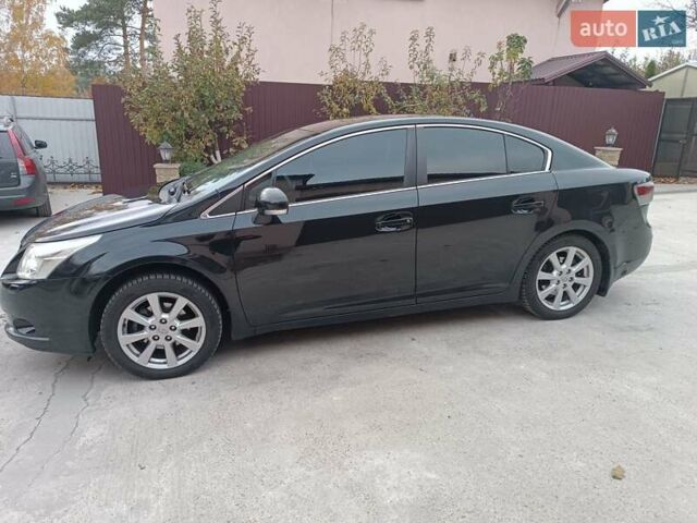 Черный Тойота Авенсис, объемом двигателя 2 л и пробегом 206 тыс. км за 8600 $, фото 2 на Automoto.ua