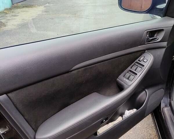 Черный Тойота Авенсис, объемом двигателя 1.8 л и пробегом 256 тыс. км за 7999 $, фото 8 на Automoto.ua