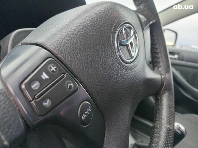 Черный Тойота Авенсис, объемом двигателя 1.8 л и пробегом 297 тыс. км за 7490 $, фото 9 на Automoto.ua