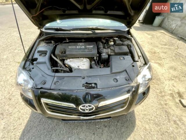 Черный Тойота Авенсис, объемом двигателя 1.8 л и пробегом 225 тыс. км за 6800 $, фото 19 на Automoto.ua