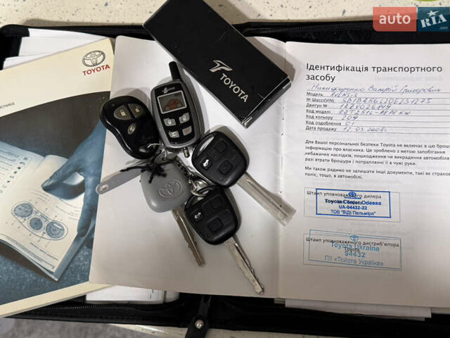 Черный Тойота Авенсис, объемом двигателя 1.8 л и пробегом 98 тыс. км за 10300 $, фото 10 на Automoto.ua