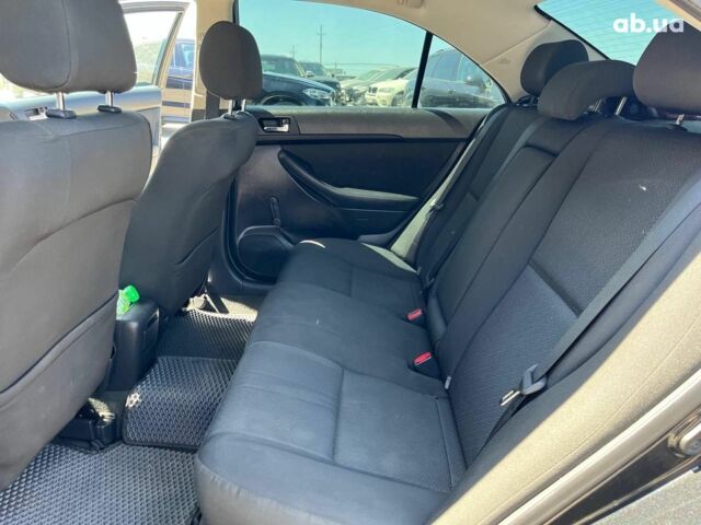 Чорний Тойота Авенсіс, об'ємом двигуна 2 л та пробігом 330 тис. км за 7690 $, фото 22 на Automoto.ua