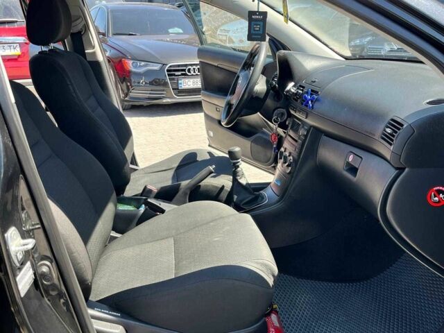 Чорний Тойота Авенсіс, об'ємом двигуна 2 л та пробігом 330 тис. км за 6830 $, фото 14 на Automoto.ua