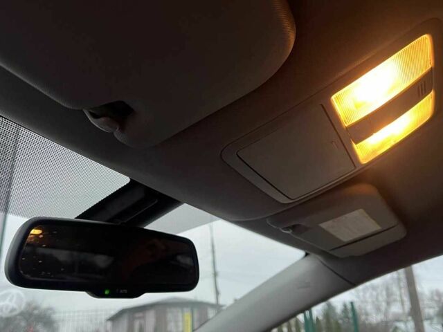 Чорний Тойота Авенсіс, об'ємом двигуна 2.2 л та пробігом 320 тис. км за 8100 $, фото 18 на Automoto.ua