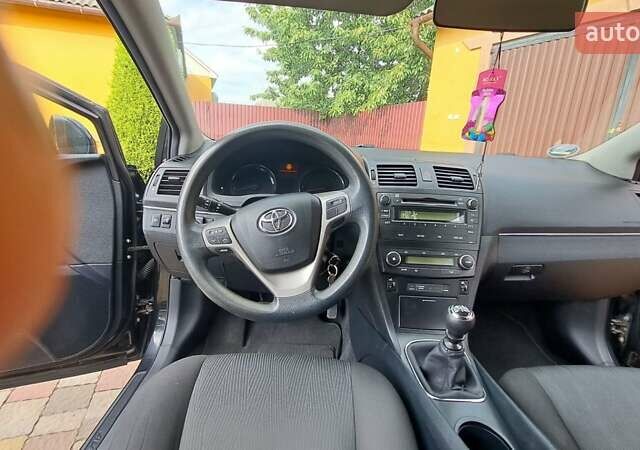 Чорний Тойота Авенсіс, об'ємом двигуна 1.6 л та пробігом 113 тис. км за 9500 $, фото 29 на Automoto.ua
