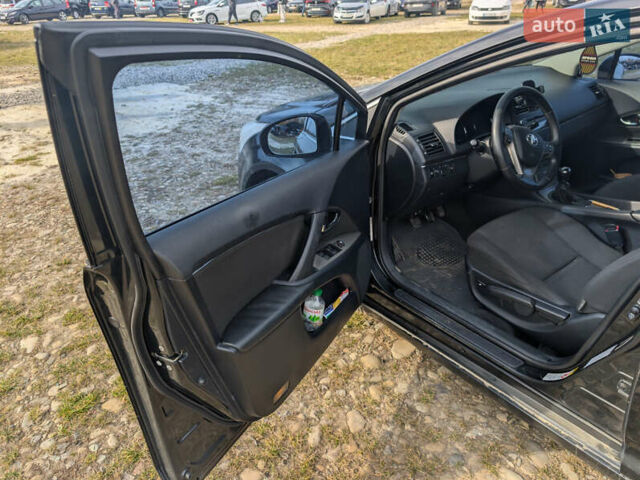 Черный Тойота Авенсис, объемом двигателя 2 л и пробегом 290 тыс. км за 6999 $, фото 14 на Automoto.ua