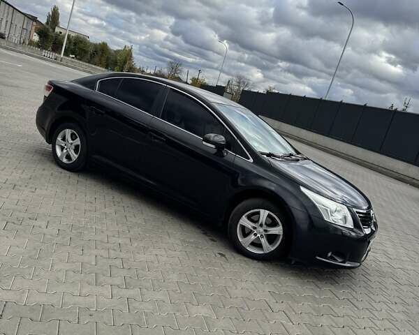 Чорний Тойота Авенсіс, об'ємом двигуна 1.6 л та пробігом 281 тис. км за 9600 $, фото 1 на Automoto.ua
