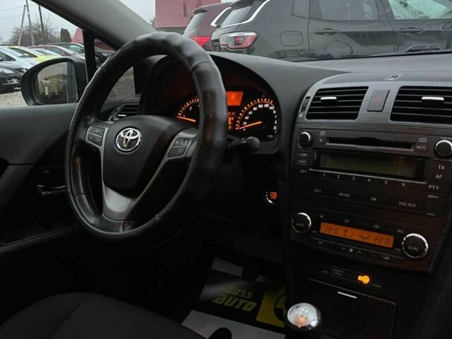 Чорний Тойота Авенсіс, об'ємом двигуна 2.2 л та пробігом 320 тис. км за 8100 $, фото 17 на Automoto.ua