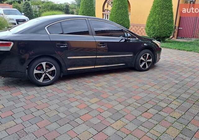 Чорний Тойота Авенсіс, об'ємом двигуна 1.6 л та пробігом 113 тис. км за 9500 $, фото 9 на Automoto.ua