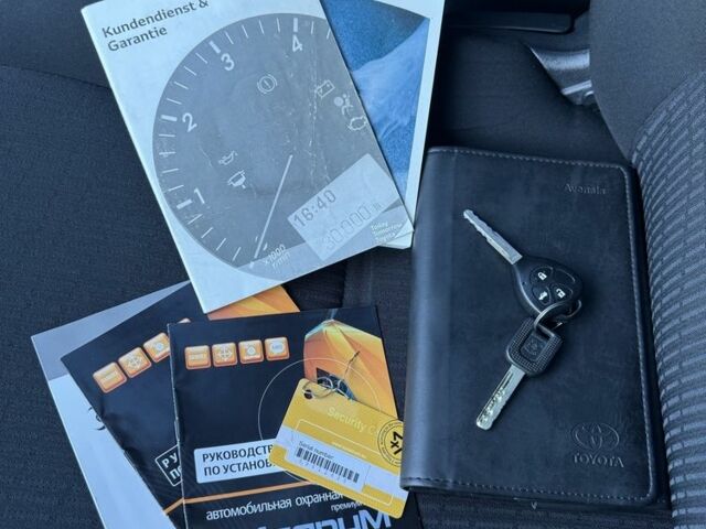 Черный Тойота Авенсис, объемом двигателя 1.8 л и пробегом 193 тыс. км за 9199 $, фото 22 на Automoto.ua