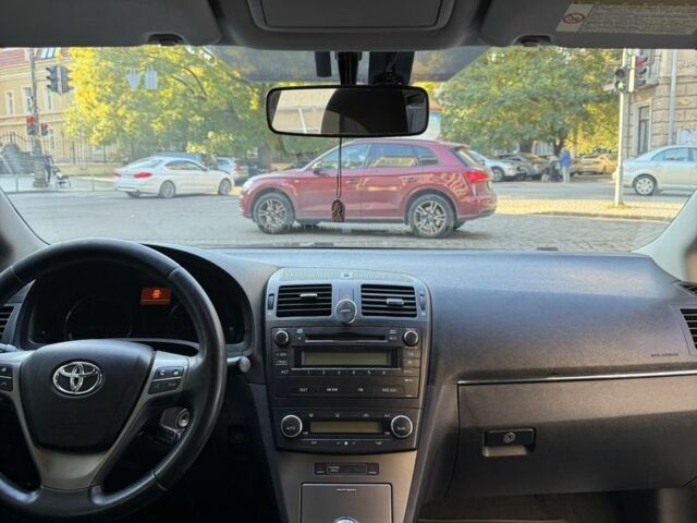 Черный Тойота Авенсис, объемом двигателя 1.8 л и пробегом 193 тыс. км за 9199 $, фото 19 на Automoto.ua