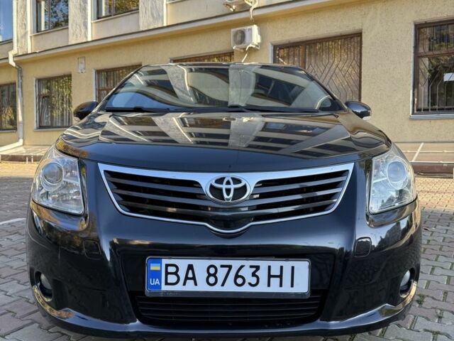 Черный Тойота Авенсис, объемом двигателя 1.8 л и пробегом 193 тыс. км за 9199 $, фото 1 на Automoto.ua