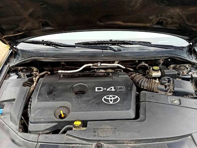 Черный Тойота Авенсис, объемом двигателя 2 л и пробегом 230 тыс. км за 7500 $, фото 10 на Automoto.ua