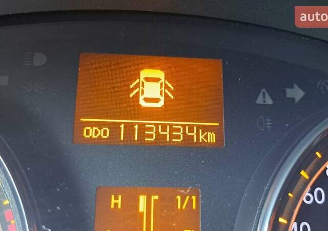 Чорний Тойота Авенсіс, об'ємом двигуна 1.6 л та пробігом 113 тис. км за 9500 $, фото 26 на Automoto.ua