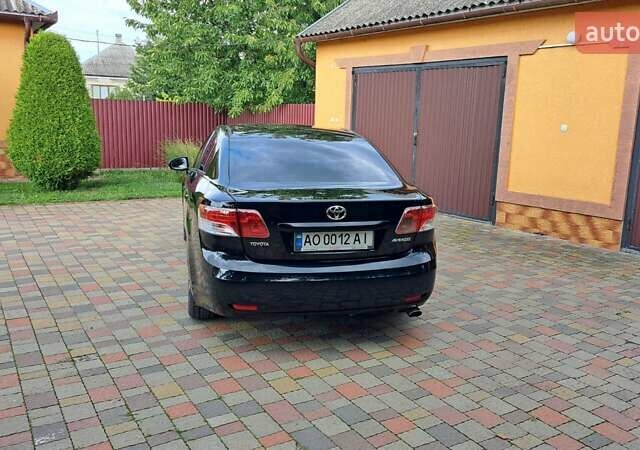 Чорний Тойота Авенсіс, об'ємом двигуна 1.6 л та пробігом 113 тис. км за 9500 $, фото 4 на Automoto.ua