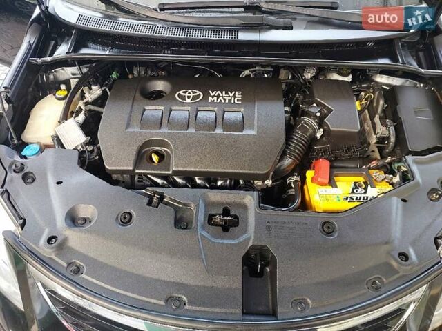 Черный Тойота Авенсис, объемом двигателя 1.8 л и пробегом 176 тыс. км за 8900 $, фото 22 на Automoto.ua
