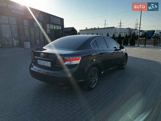 Черный Тойота Авенсис, объемом двигателя 1.8 л и пробегом 175 тыс. км за 9200 $, фото 3 на Automoto.ua
