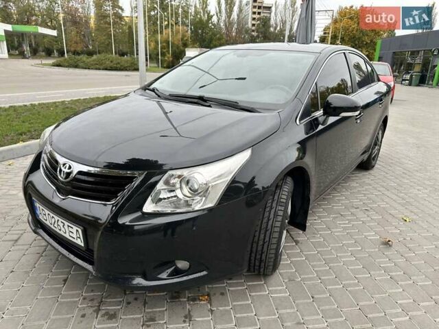 Черный Тойота Авенсис, объемом двигателя 1.8 л и пробегом 176 тыс. км за 8900 $, фото 2 на Automoto.ua