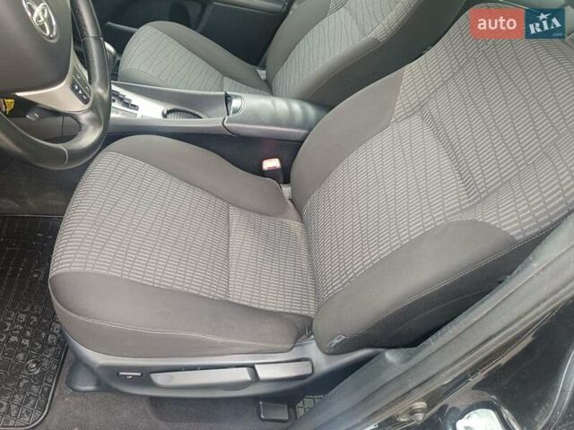 Чорний Тойота Авенсіс, об'ємом двигуна 1.8 л та пробігом 243 тис. км за 8550 $, фото 14 на Automoto.ua