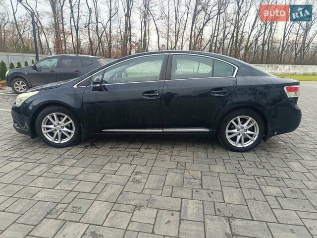 Чорний Тойота Авенсіс, об'ємом двигуна 1.8 л та пробігом 243 тис. км за 8550 $, фото 6 на Automoto.ua