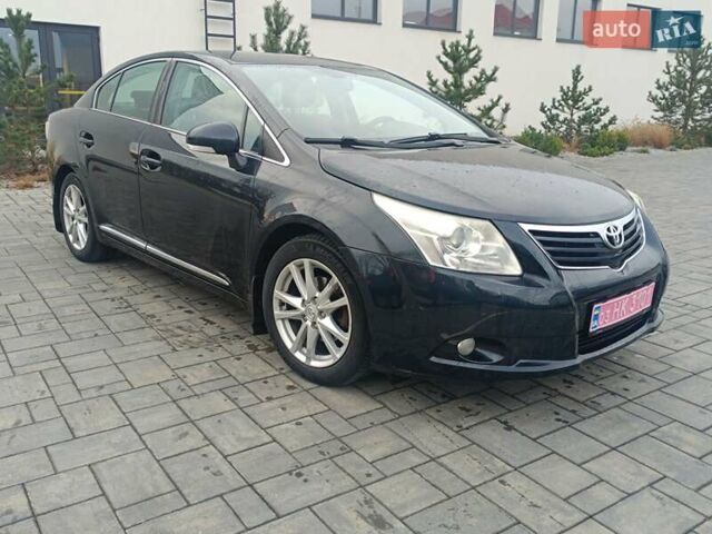 Чорний Тойота Авенсіс, об'ємом двигуна 1.8 л та пробігом 243 тис. км за 8550 $, фото 2 на Automoto.ua